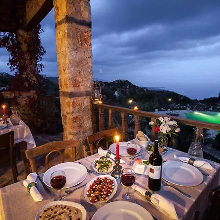Hoyran Wedre Country 4* دافازلار