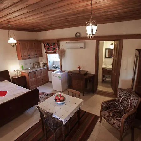 Pensión Hoyran Wedre Country Davazlar