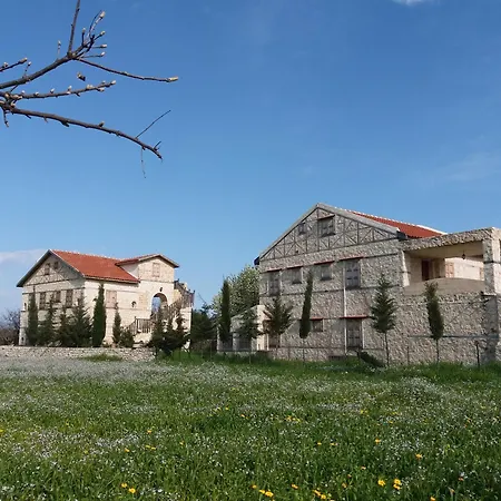 霍兰威德勒乡村旅馆 Davazlar